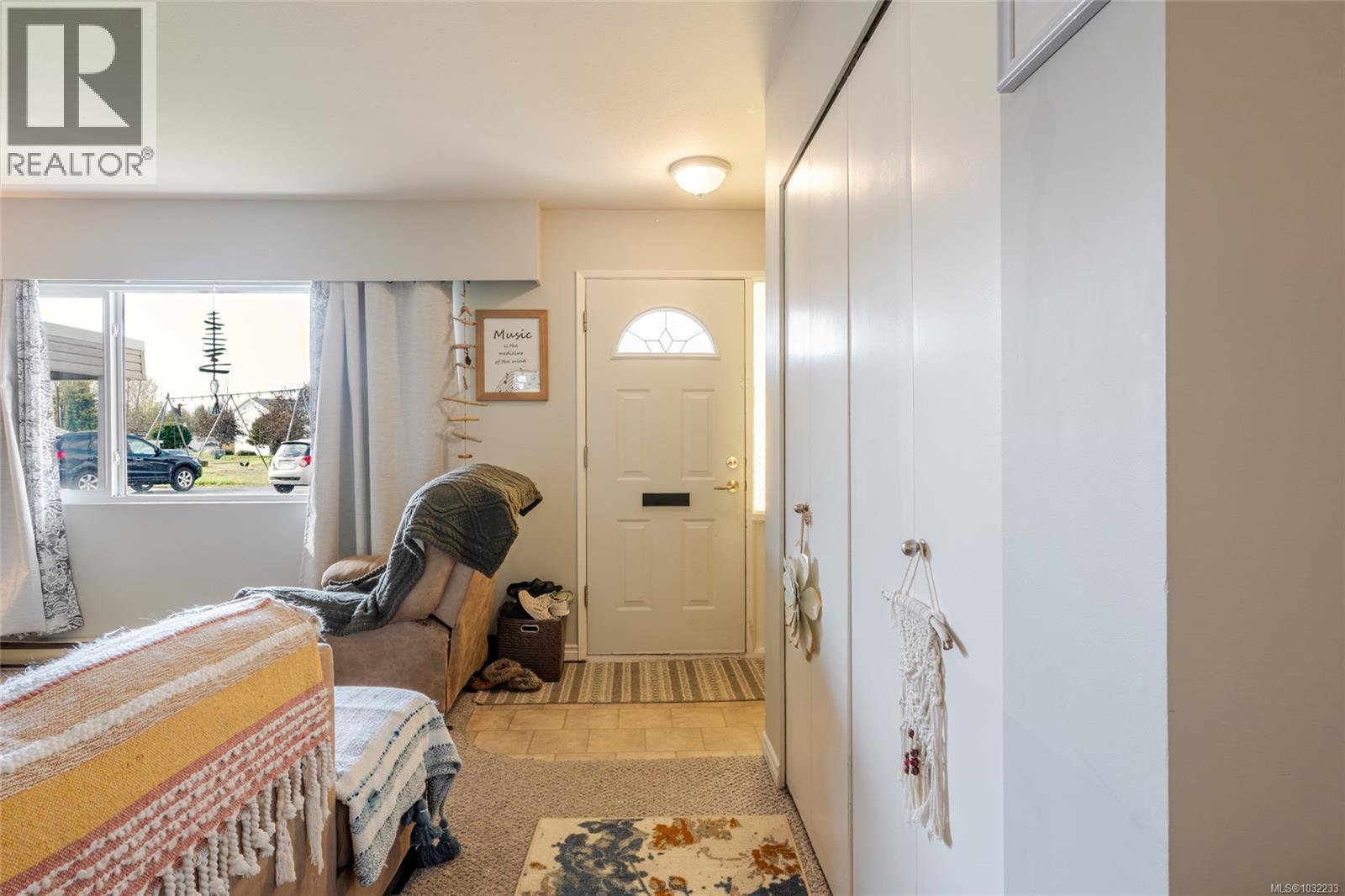 5237 Gertrude St, Port Alberni