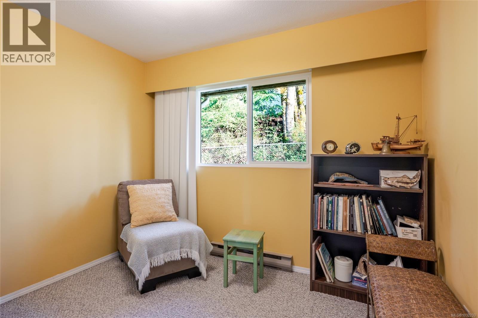 5237 Gertrude St, Port Alberni