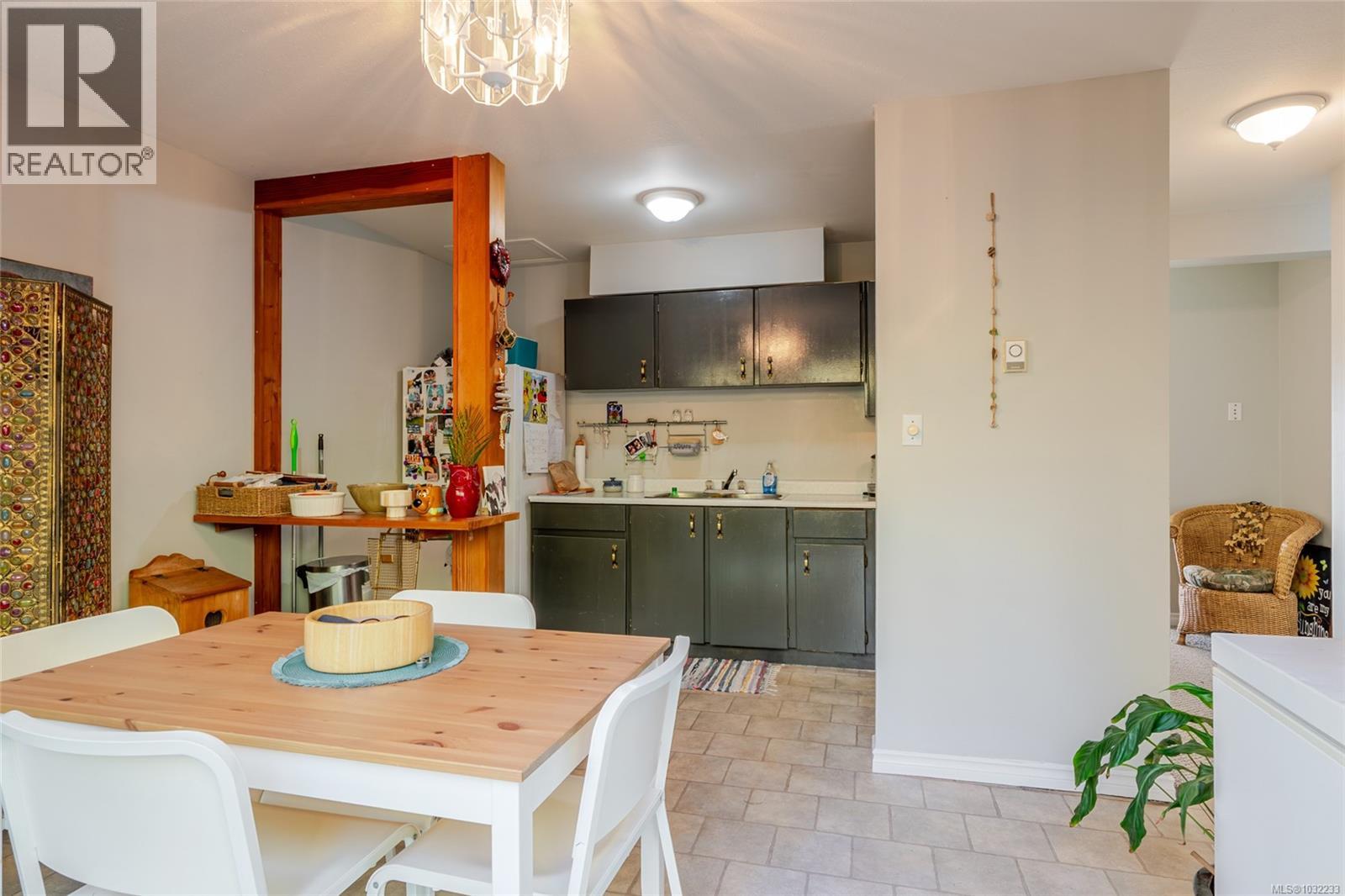 5237 Gertrude St, Port Alberni