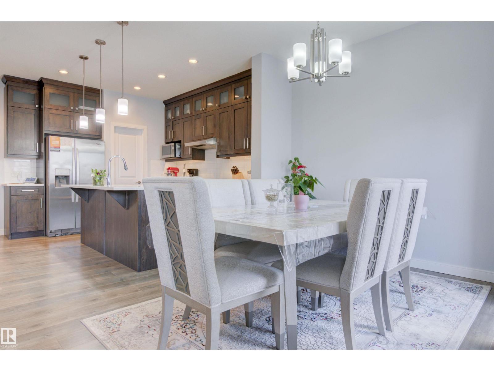 8452 CUSHING CT SW, Edmonton