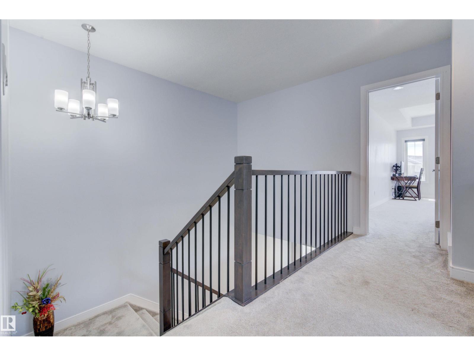 8452 CUSHING CT SW, Edmonton