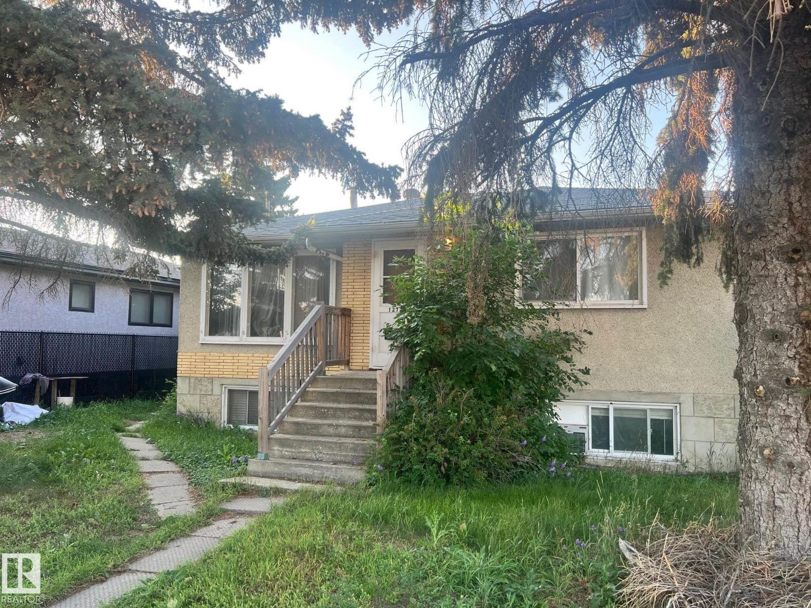 12720 135 AV NW, Edmonton