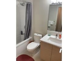 2205 13303 Central Avenue, Surrey, BC V3T0K6 Photo 17