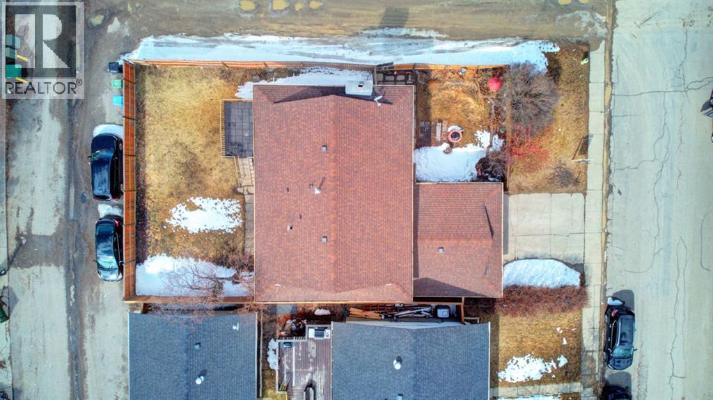 Single Family House Bi-level for Sale in  Bracewood Rise SW Braeside Calgary 