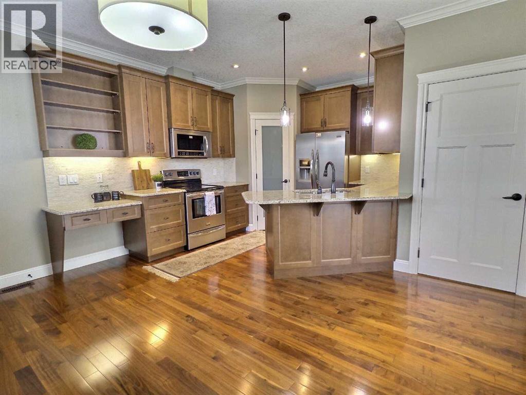 Single Family House for Sale in    Avenue NE Winston Heights/Mountview Calgary 