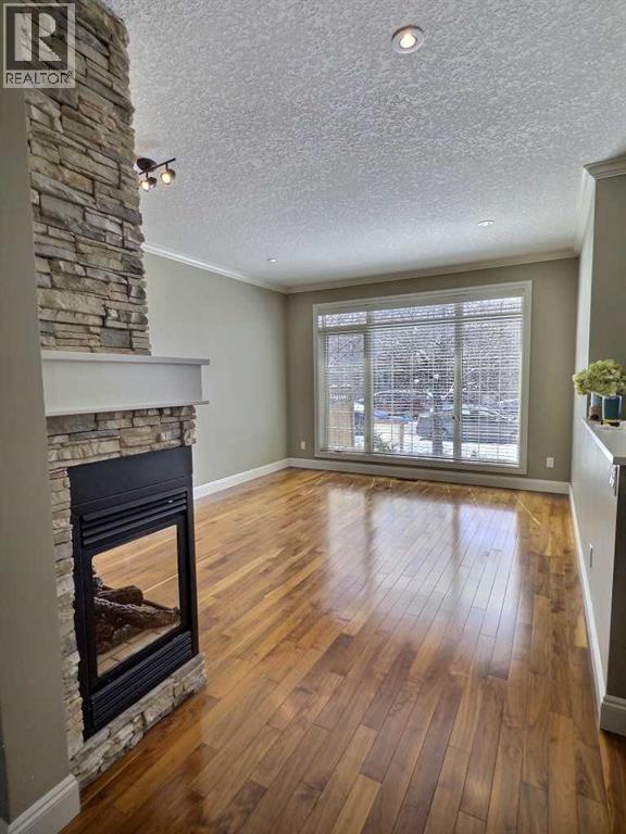 Single Family House for Sale in    Avenue NE Winston Heights/Mountview Calgary 