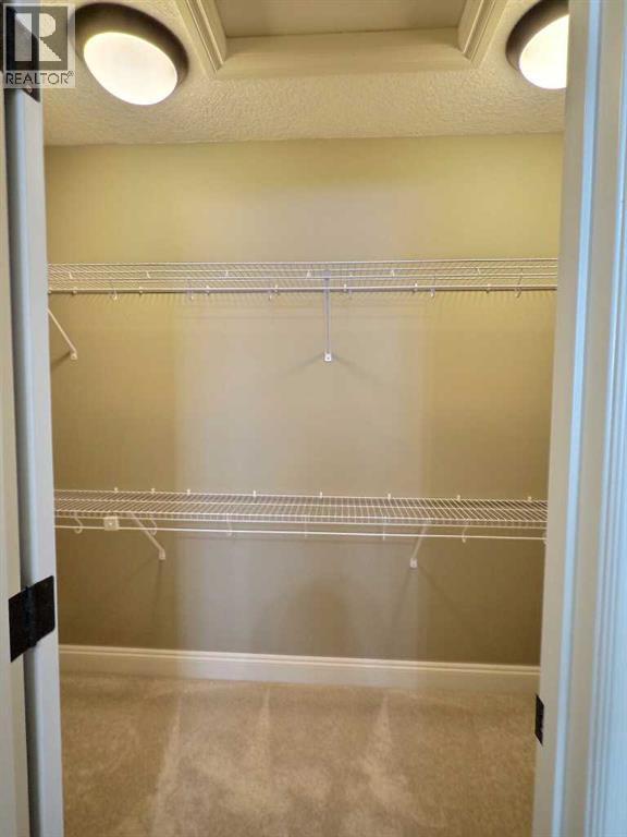 Single Family House for Sale in    Avenue NE Winston Heights/Mountview Calgary 