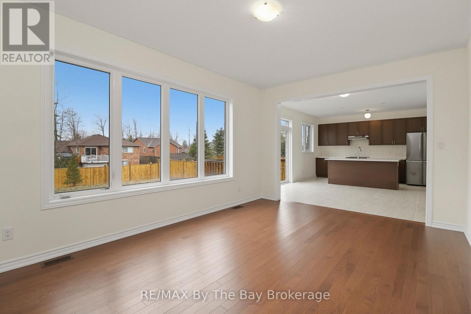 15 BEATRICE DRIVE - 12