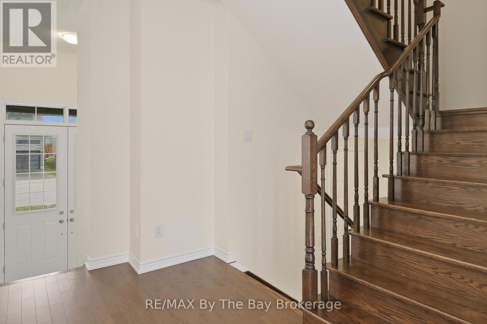 15 BEATRICE DRIVE - 24