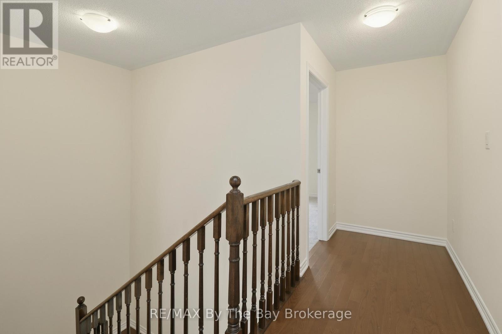 15 BEATRICE DRIVE - 26