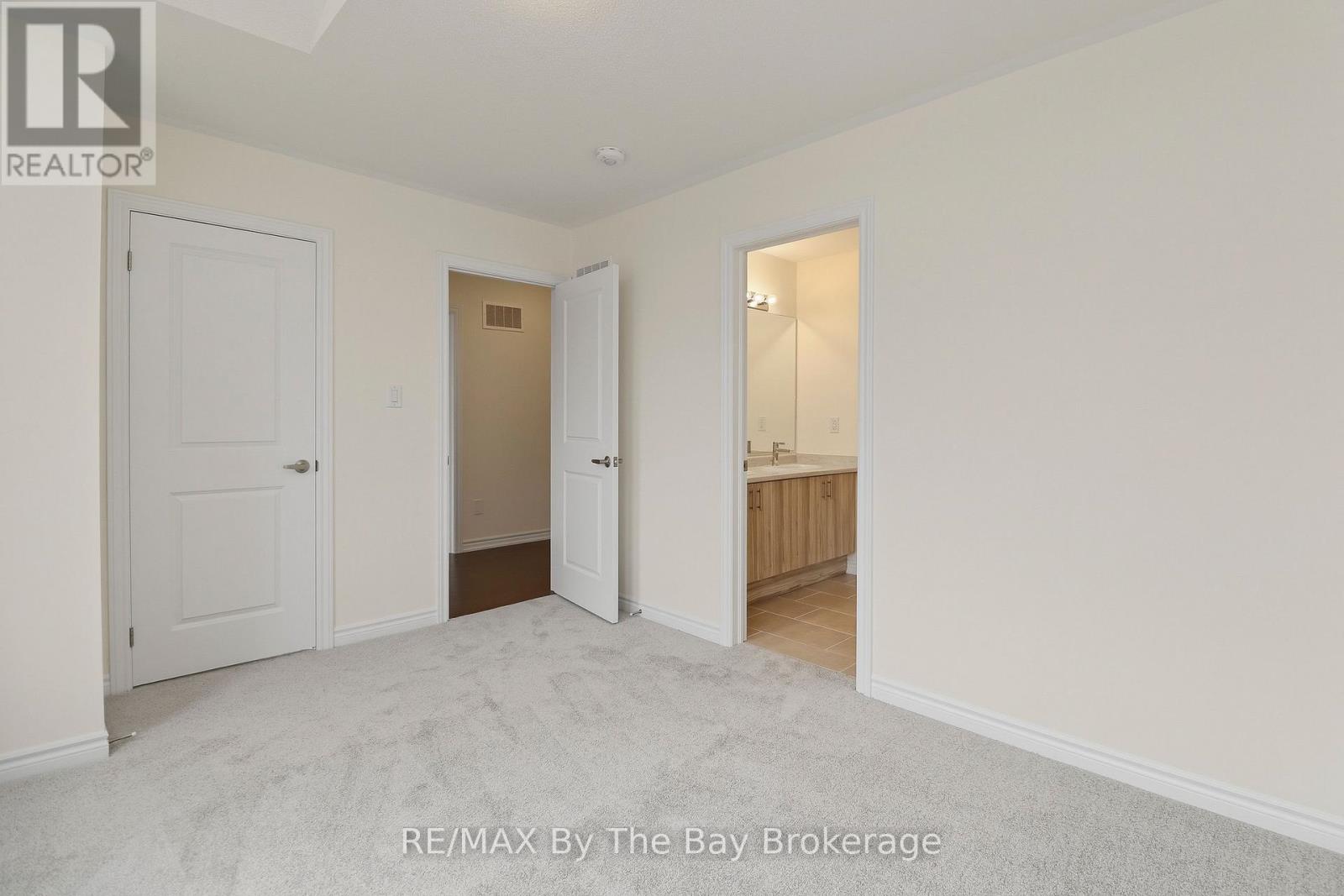 15 BEATRICE DRIVE - 37