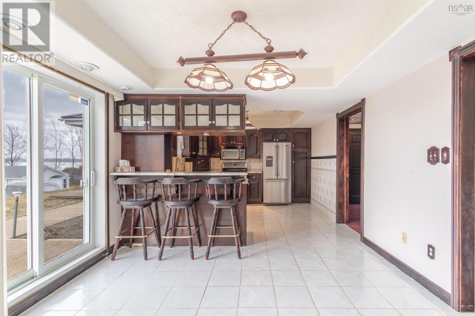 Property 9 of 44 of 10383 105 Highway