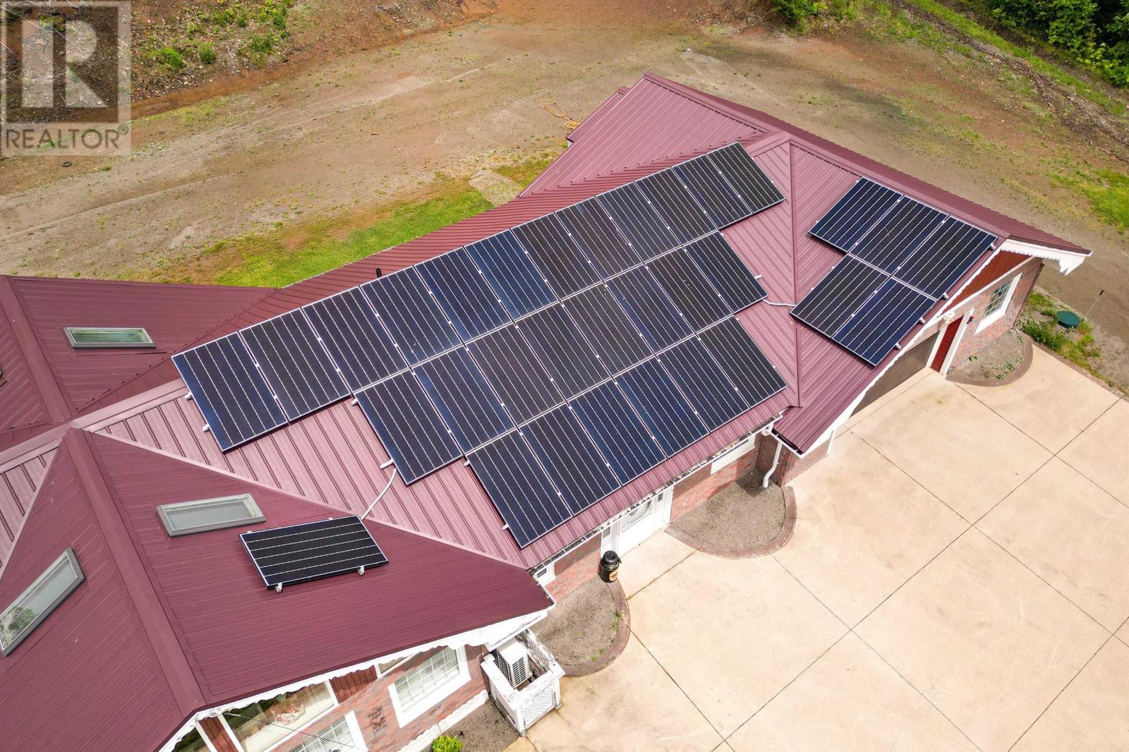 Property 42 of 44 of 10383 105 Highway