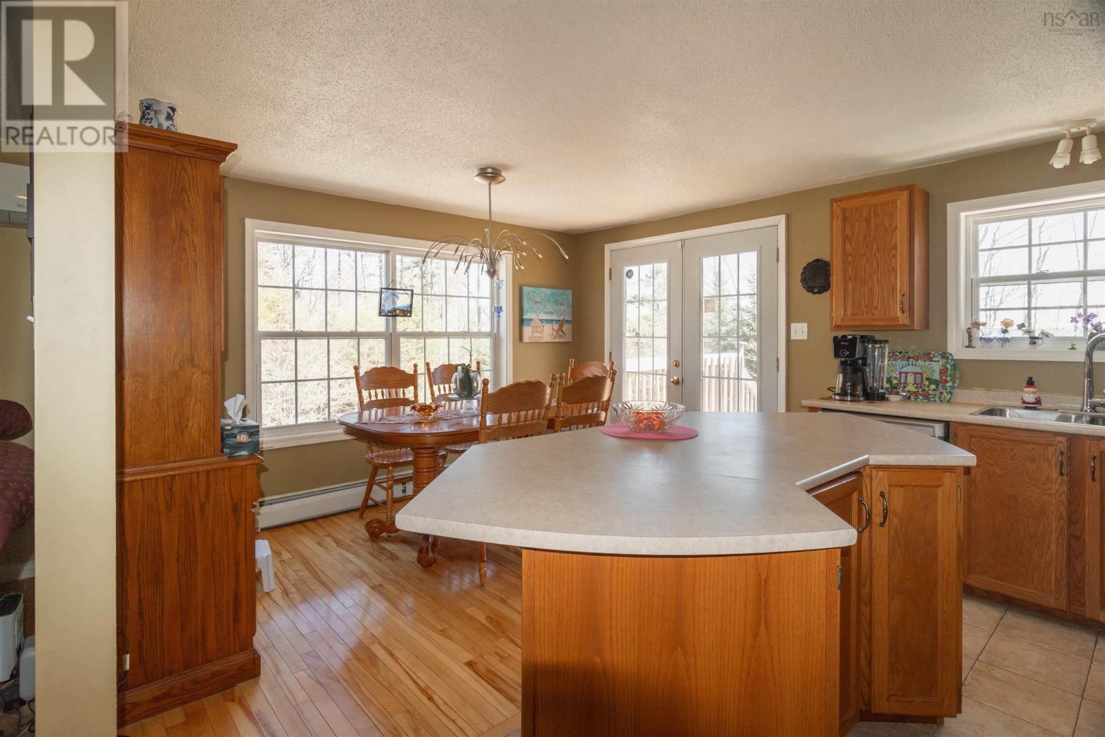 Property 9 of 28 of 1 Rainbow Drive