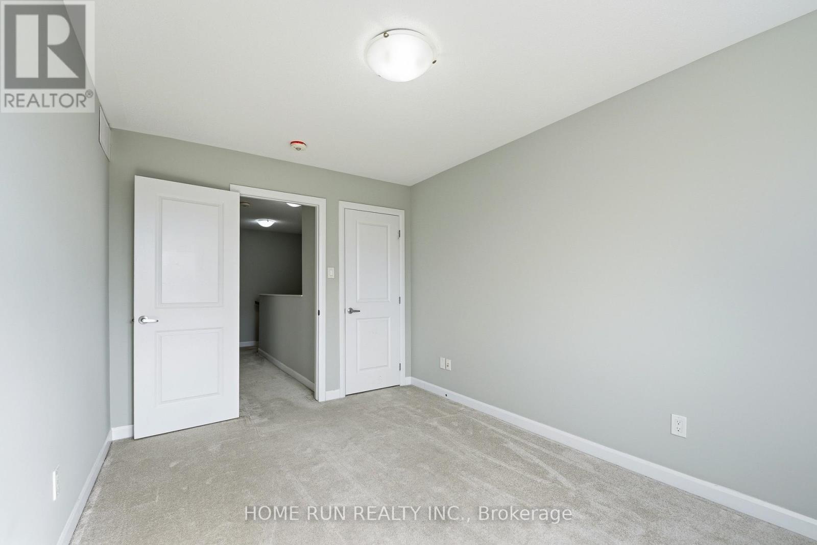 60 TEELIN CIRCLE — photo 27