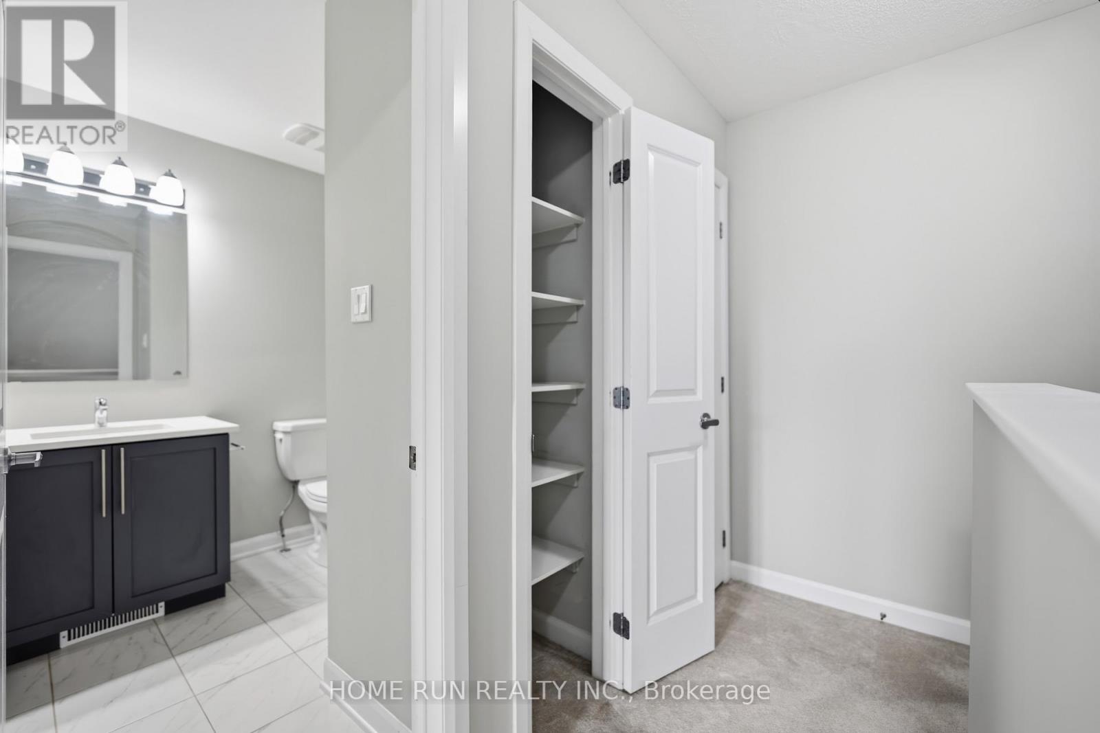 60 TEELIN CIRCLE — photo 29