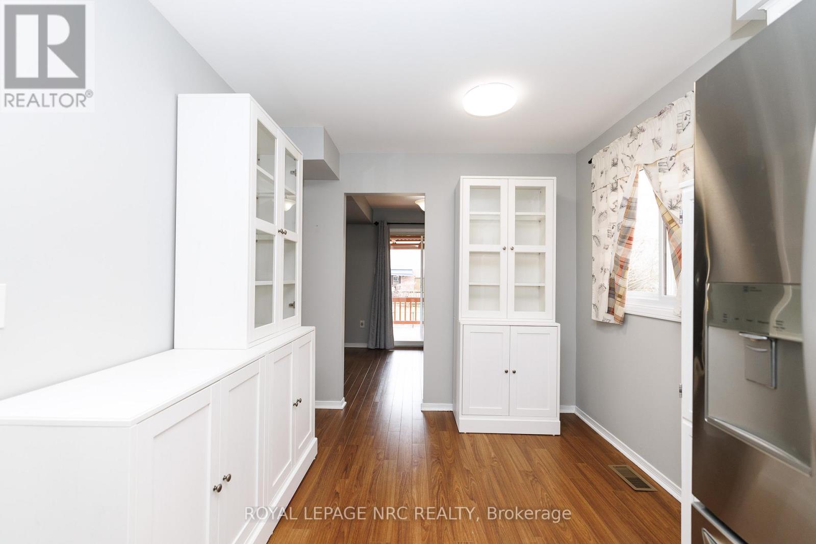 30 BAXTER CRESCENT - 21