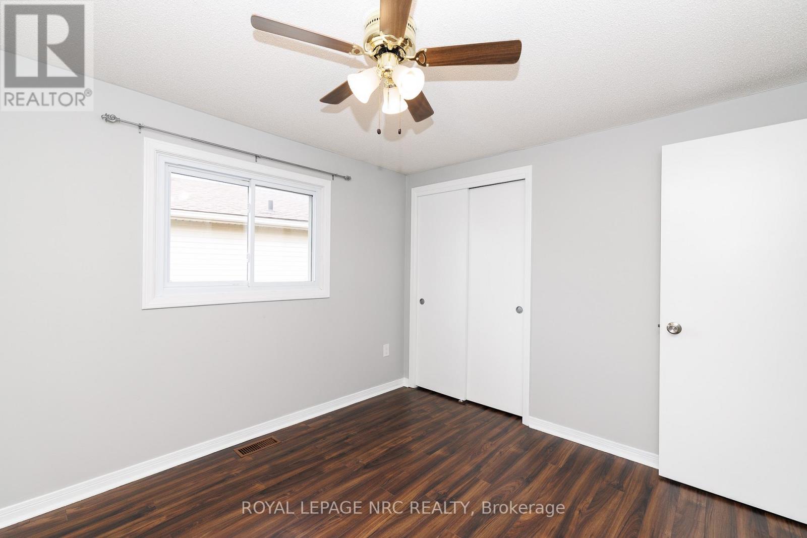 30 BAXTER CRESCENT - 28