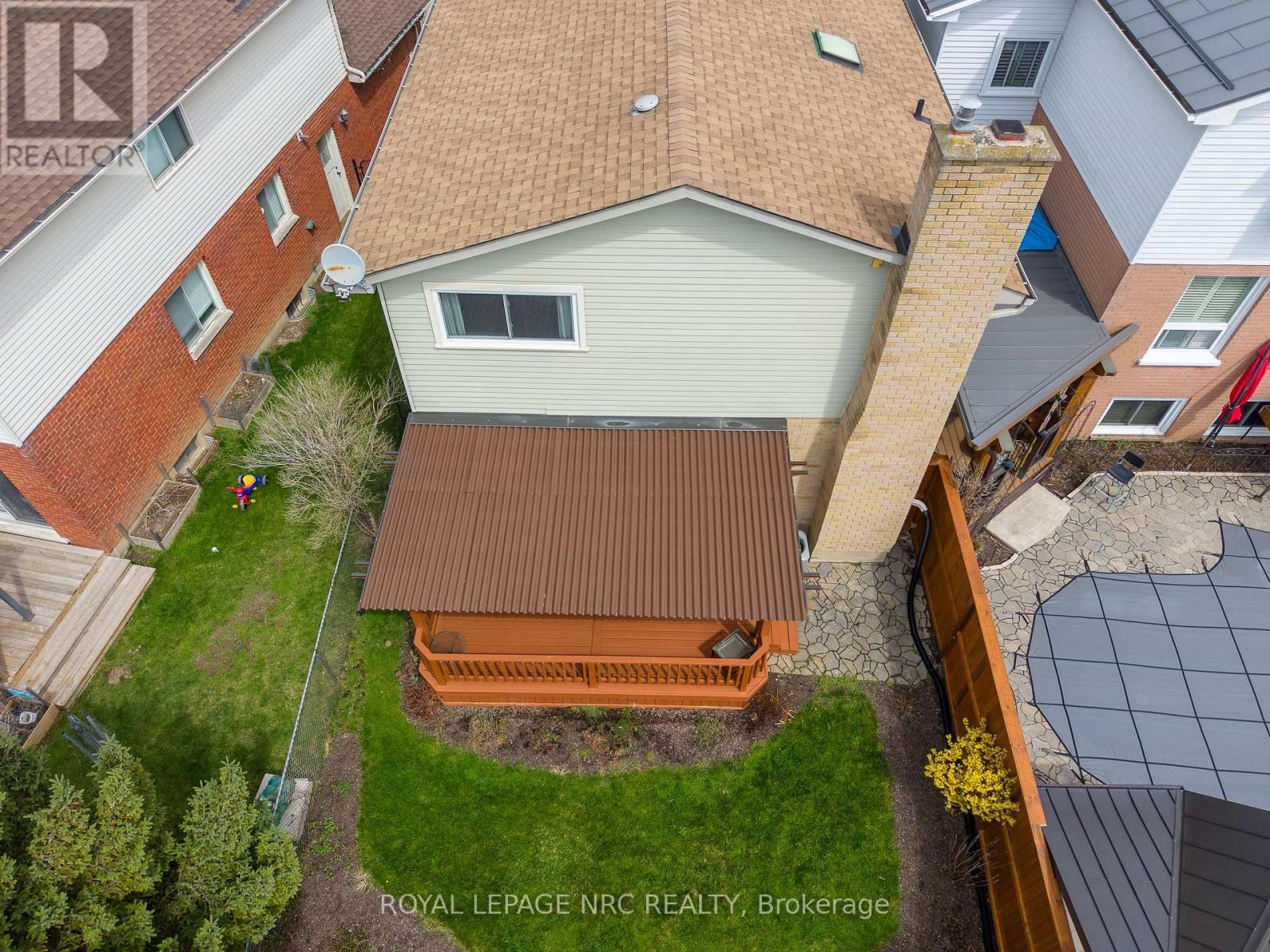 30 BAXTER CRESCENT - 4