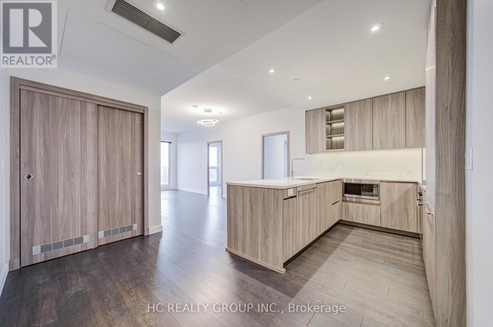 #1703 25 MCMAHON DRIVE - 5