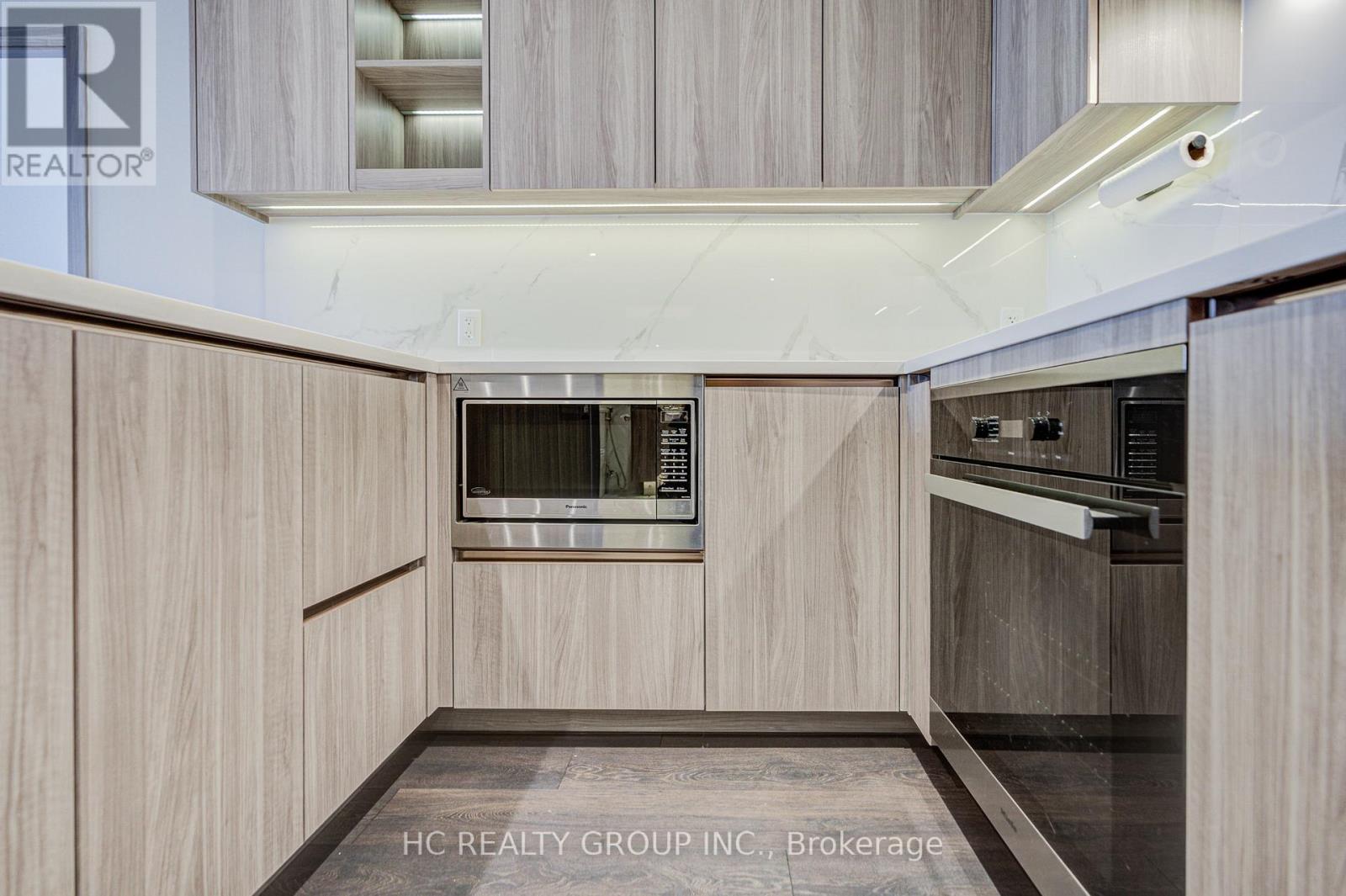 #1703 25 MCMAHON DRIVE - 7