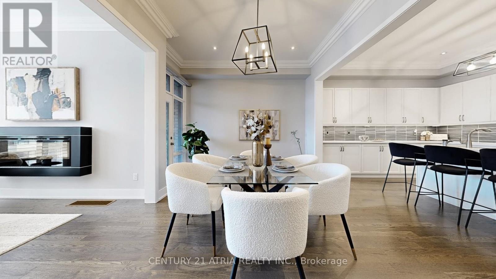 15 THORNCREST DRIVE - 21