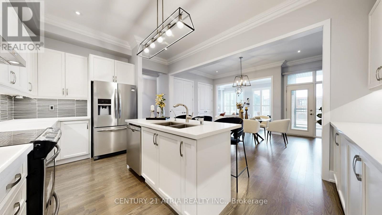 15 THORNCREST DRIVE - 28
