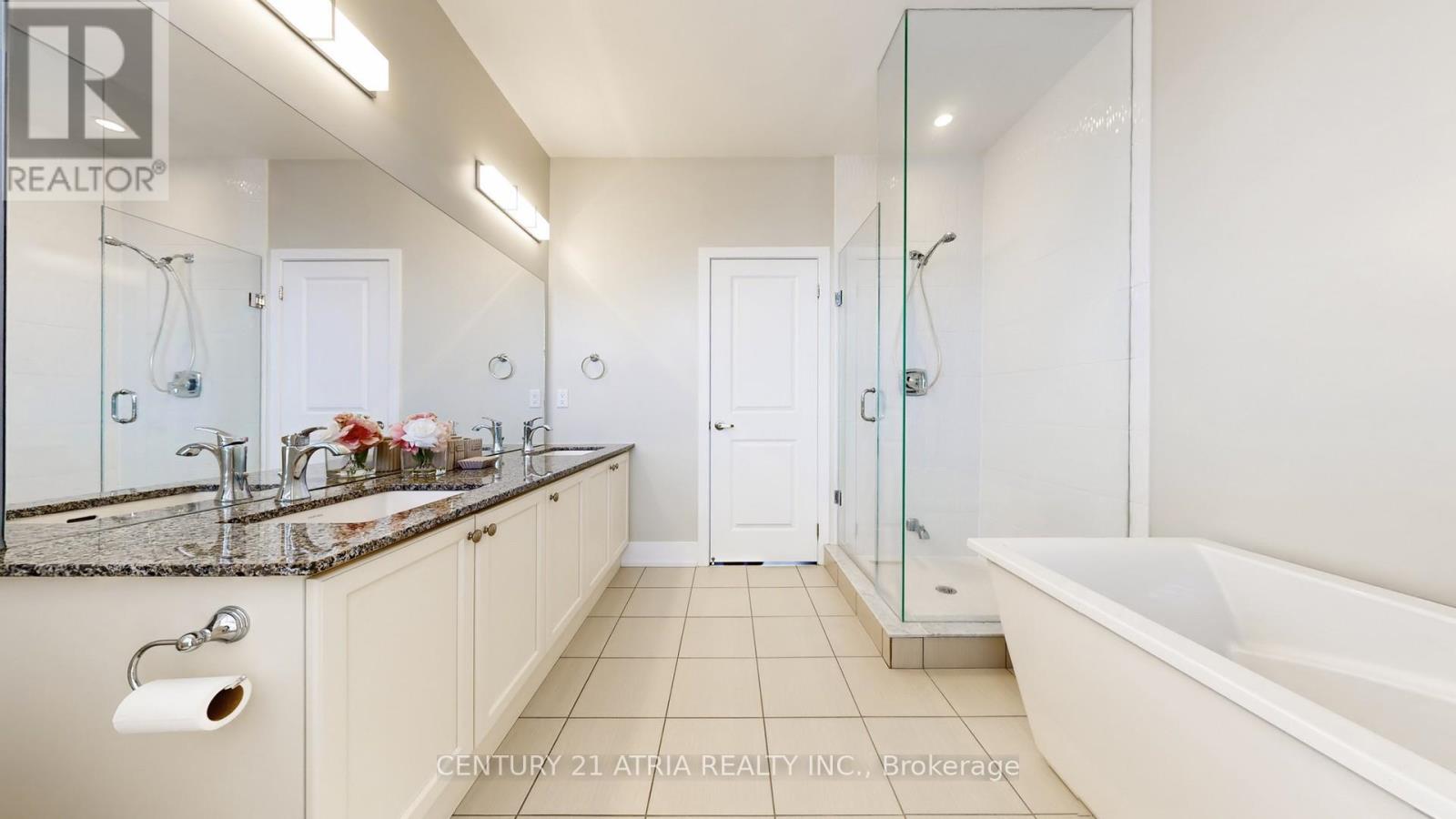 15 THORNCREST DRIVE - 43