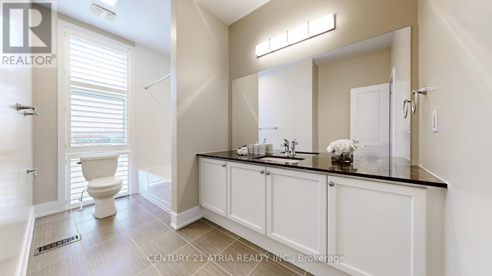 15 THORNCREST DRIVE - 47