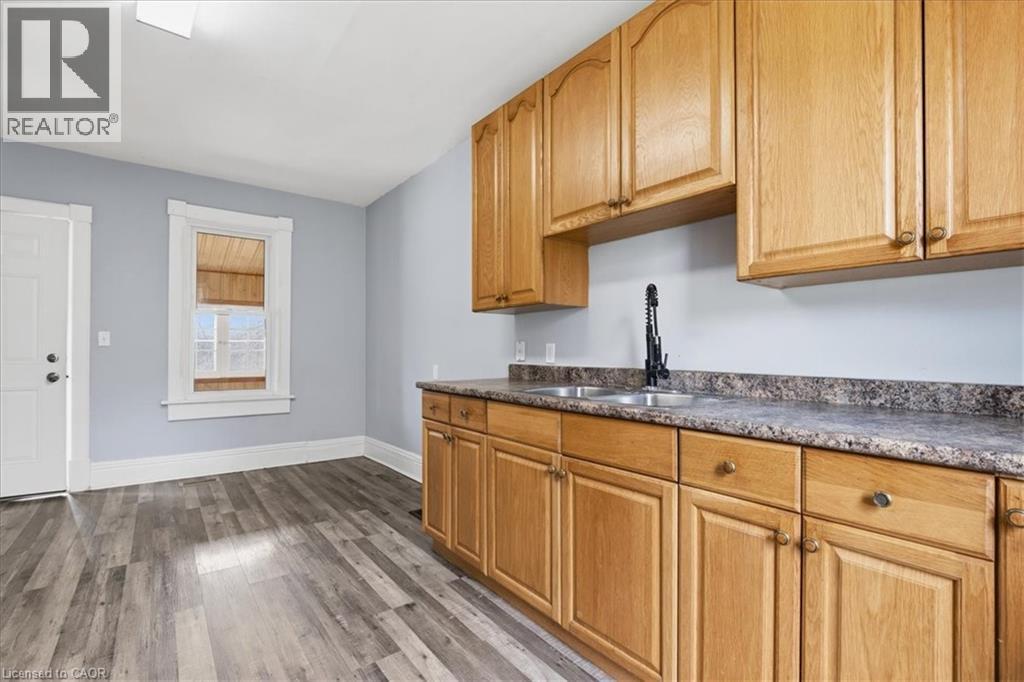 12 TODD Street - 17