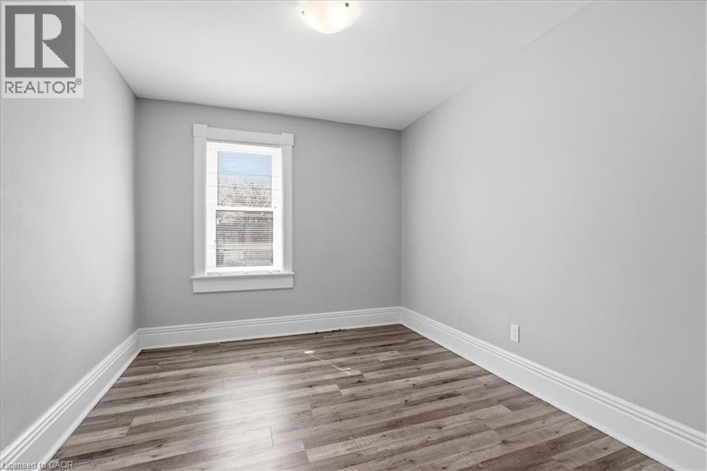 12 TODD Street - 22