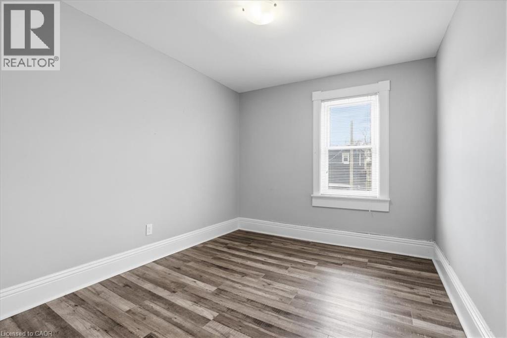 12 TODD Street - 27
