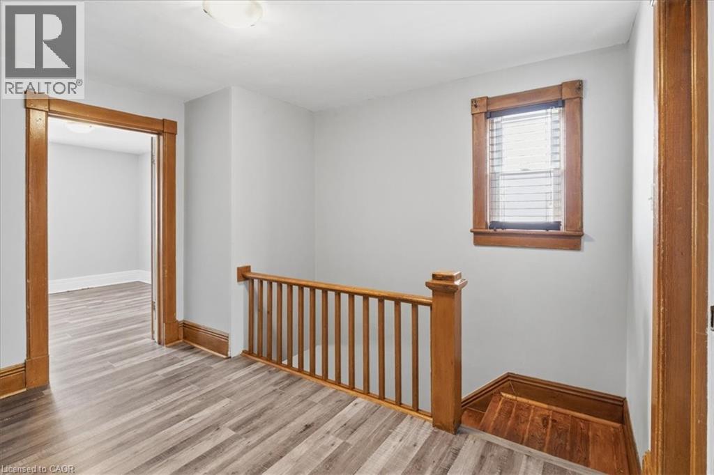 12 TODD Street - 23