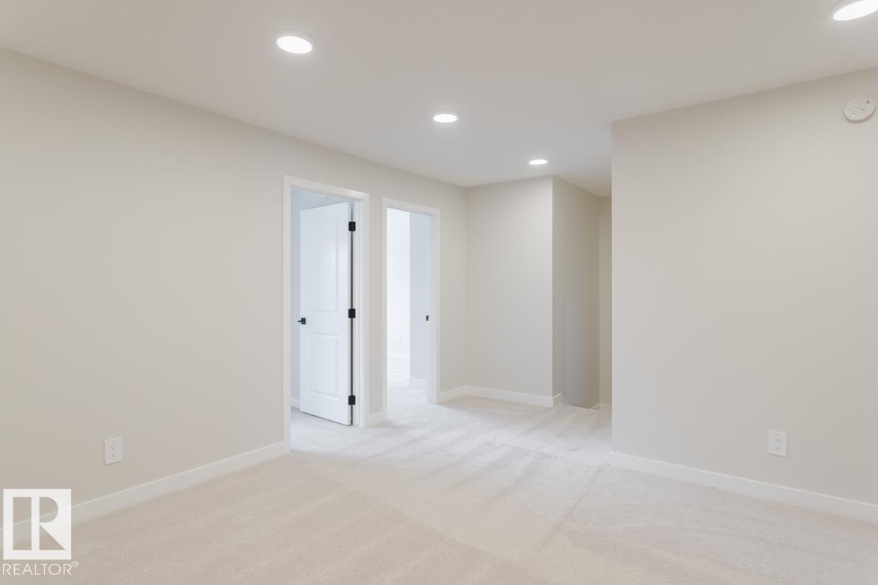 25 Cessy ST, St. Albert