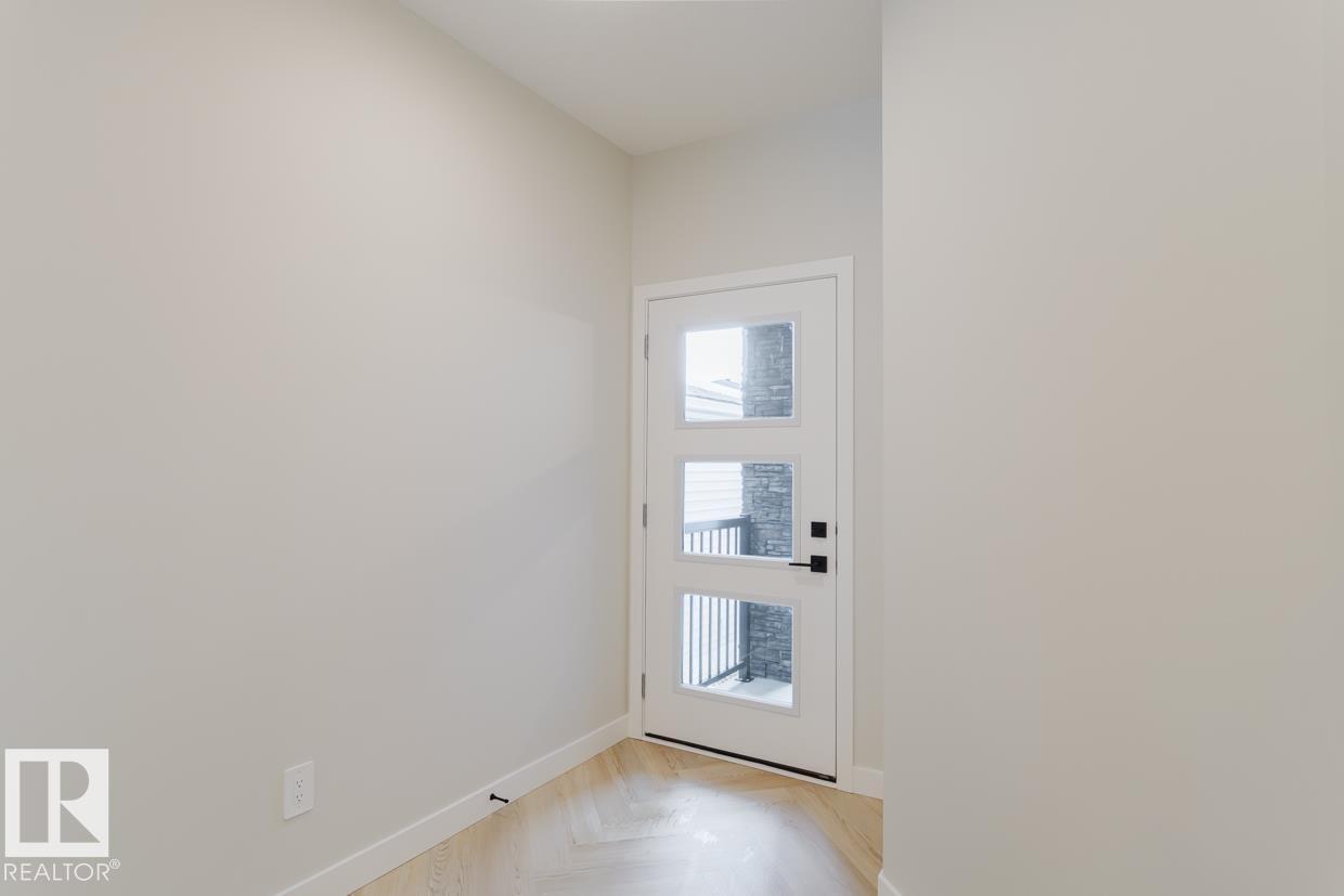 25 Cessy ST, St. Albert