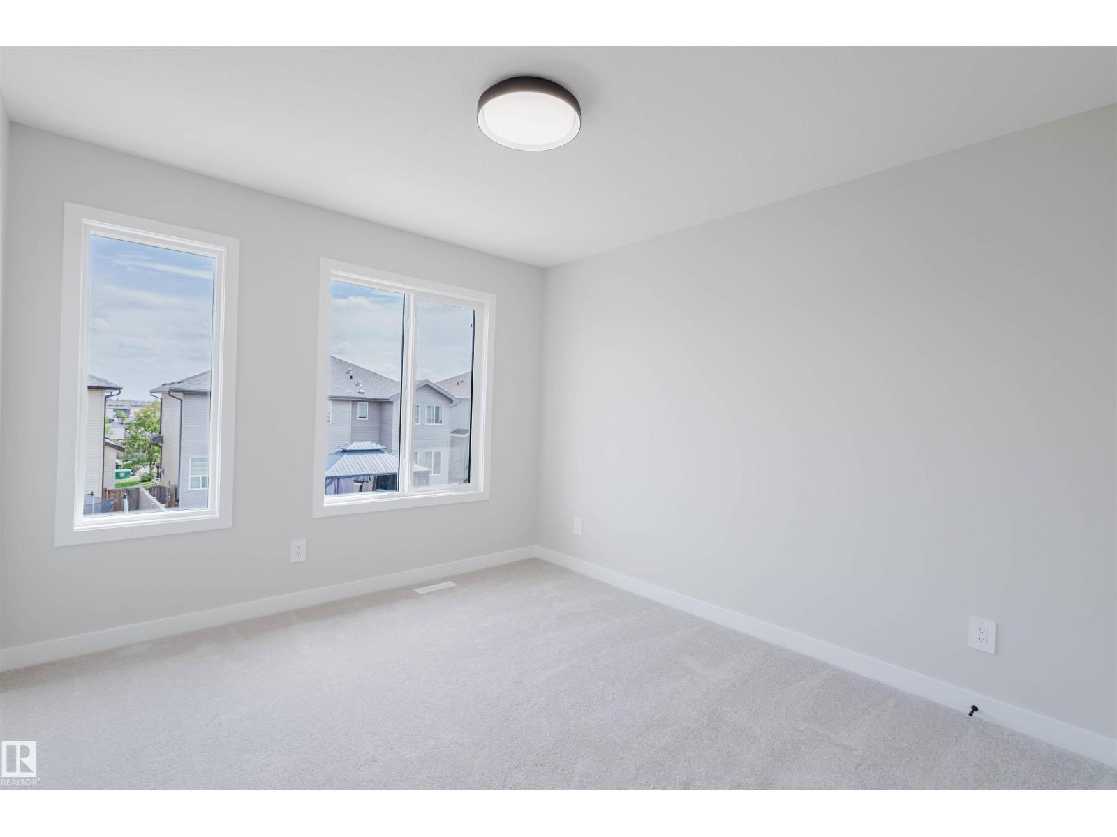 27 Cessy ST, St. Albert