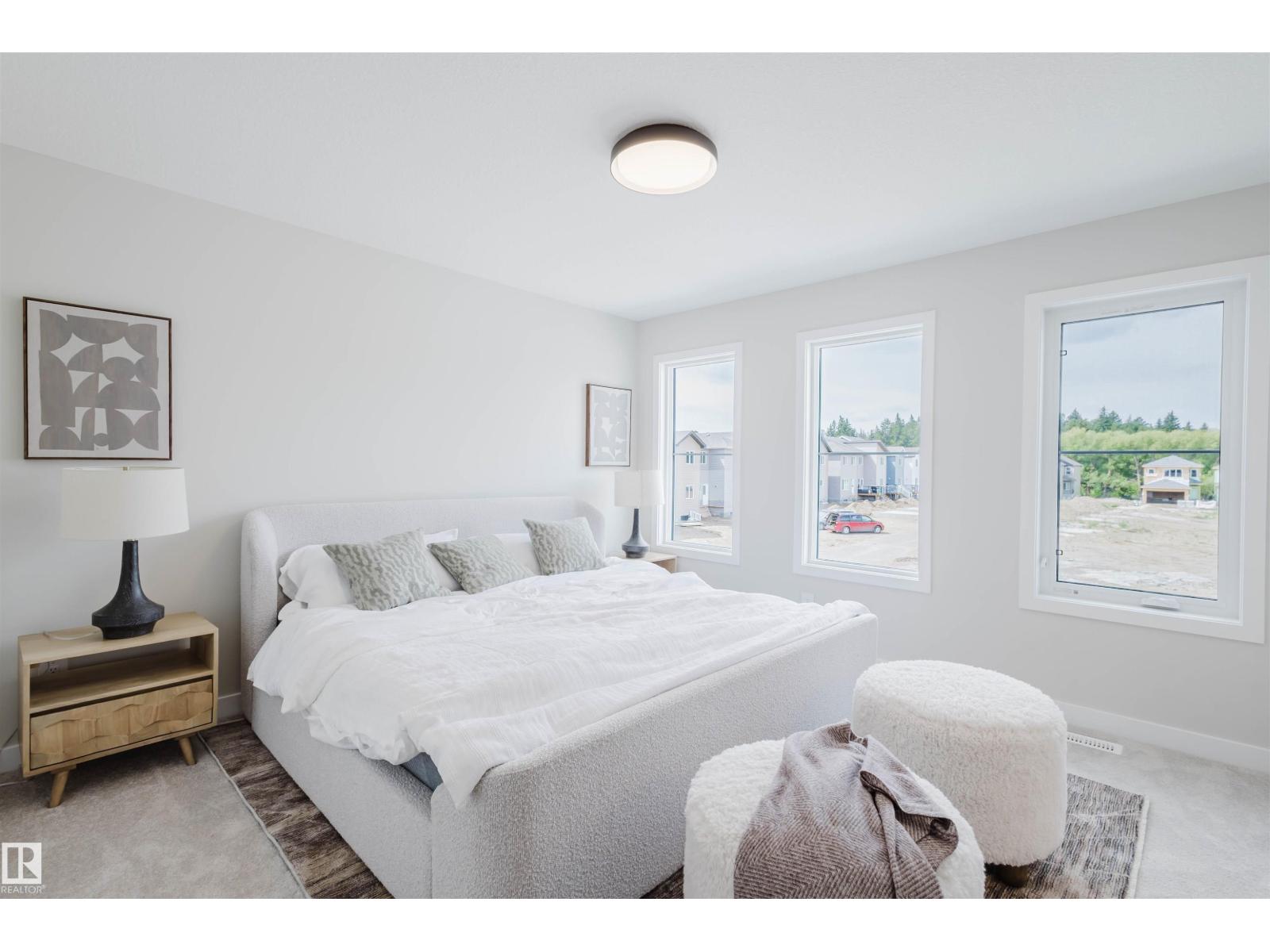 27 Cessy ST, St. Albert