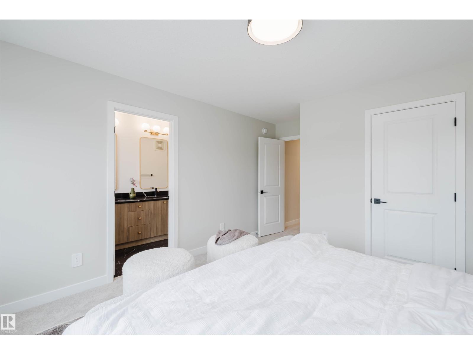 27 Cessy ST, St. Albert