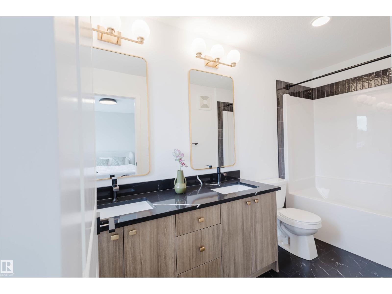 27 Cessy ST, St. Albert