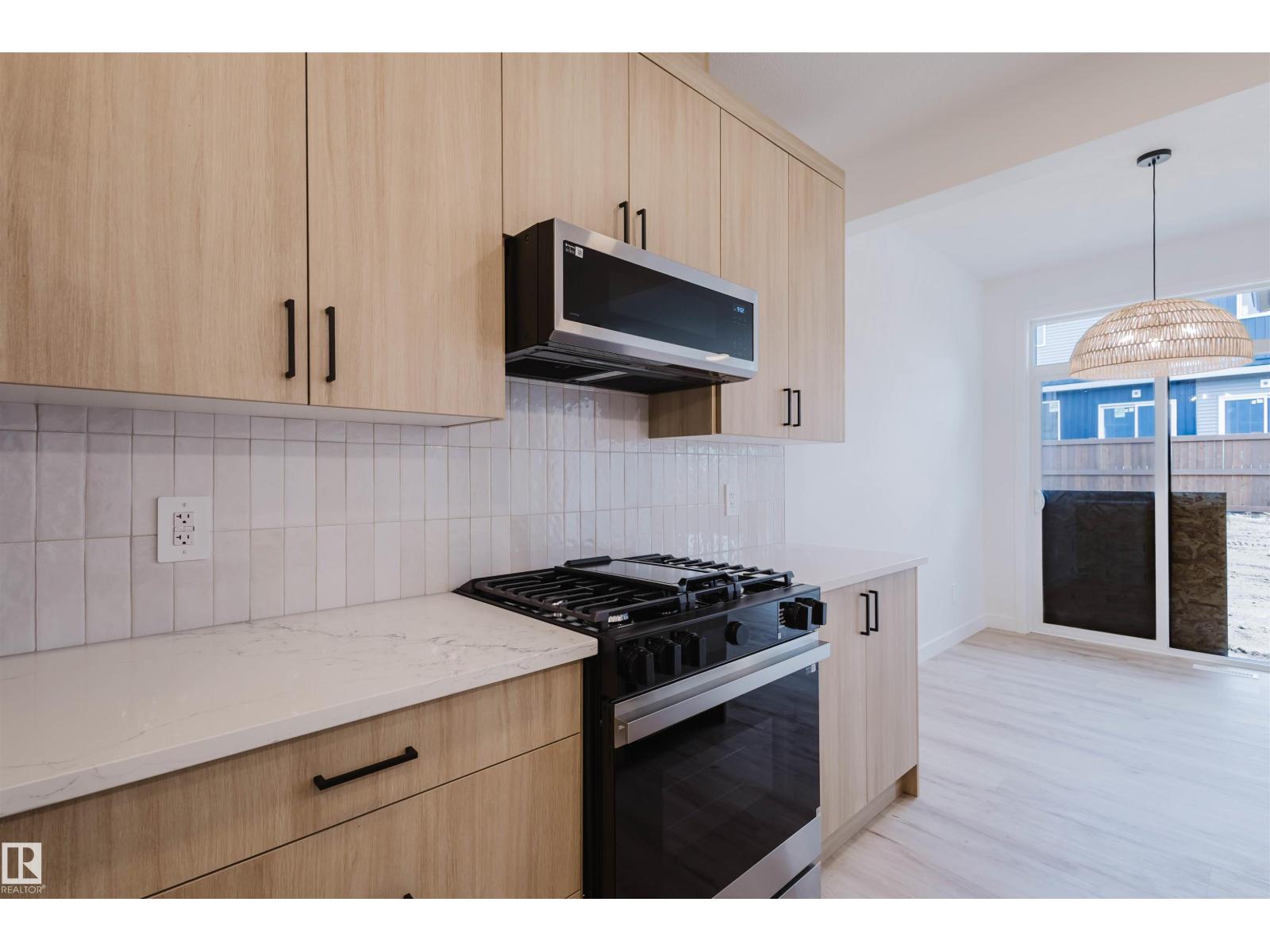 8253 KIRIAK LO SW, Edmonton