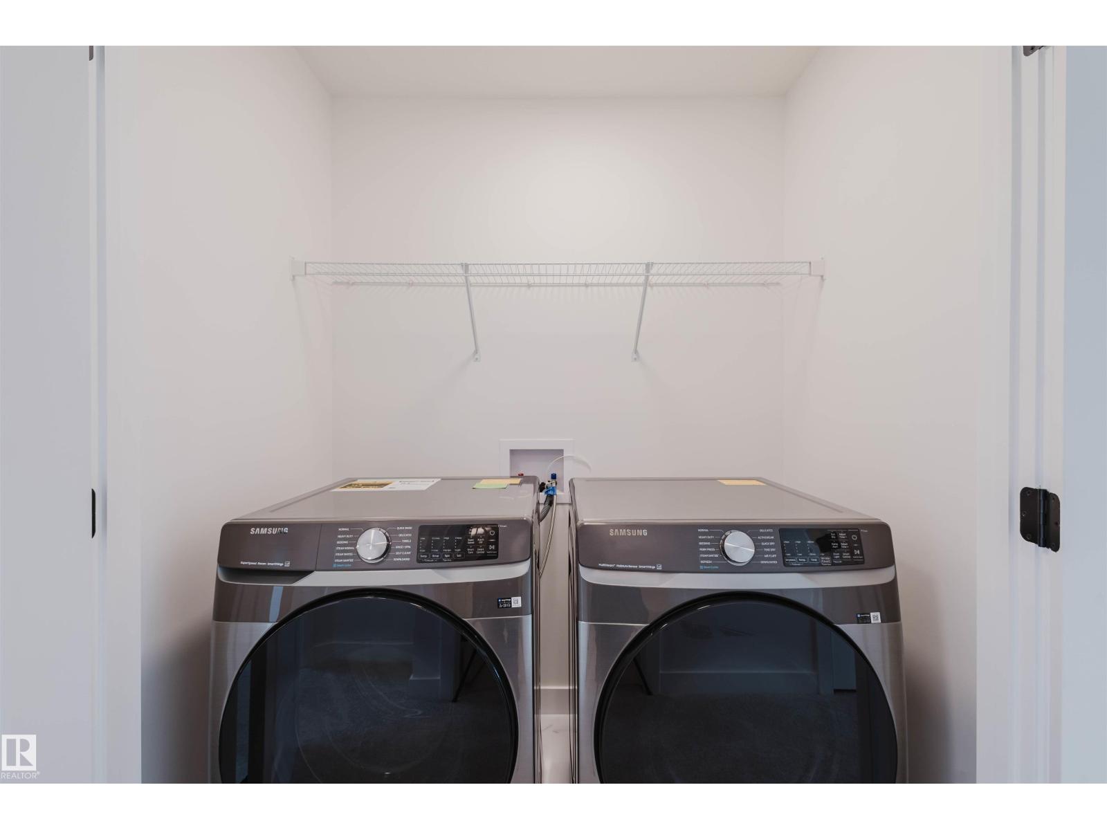 42 CHARTRES CL, St. Albert