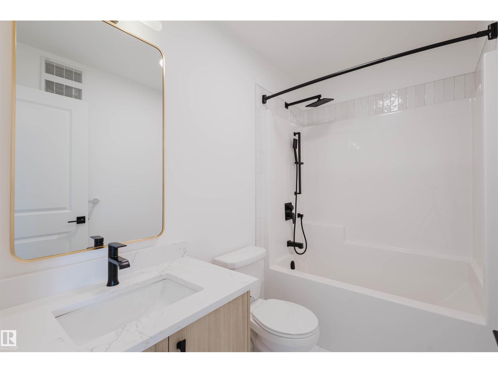 42 CHARTRES CL, St. Albert