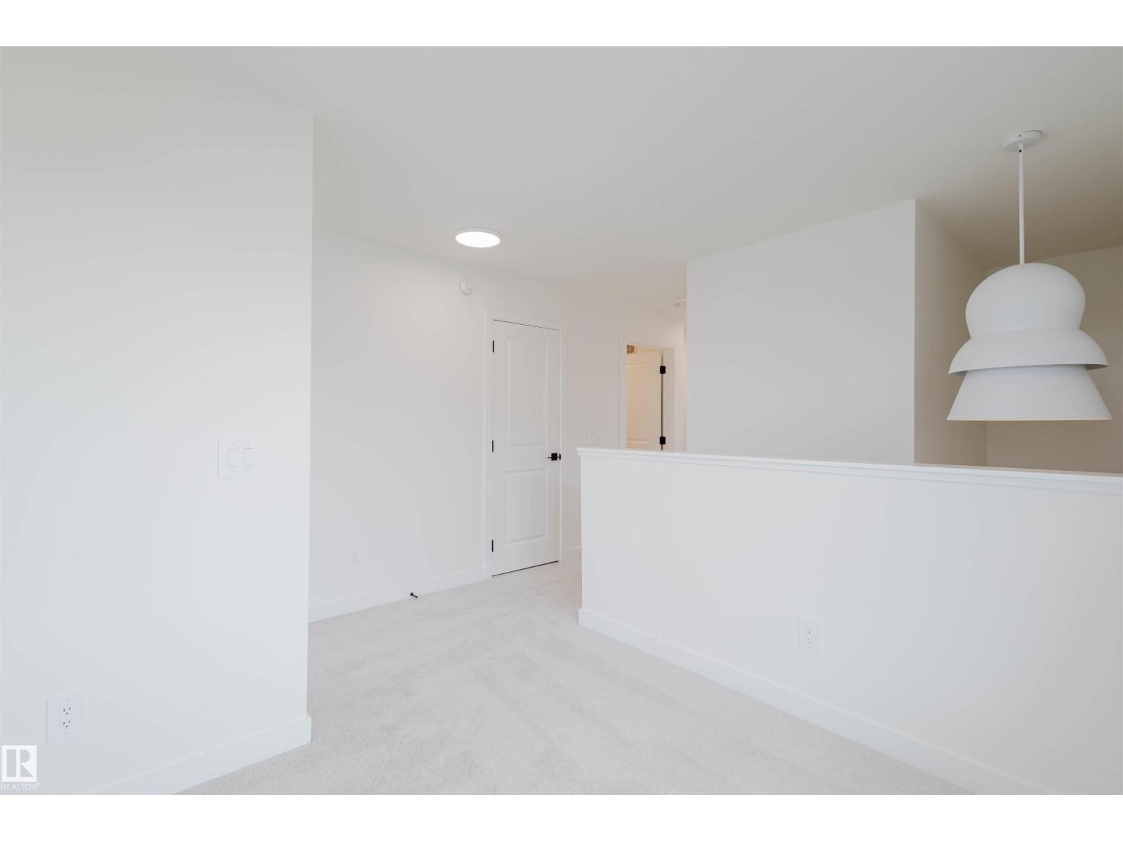 42 CHARTRES CL, St. Albert