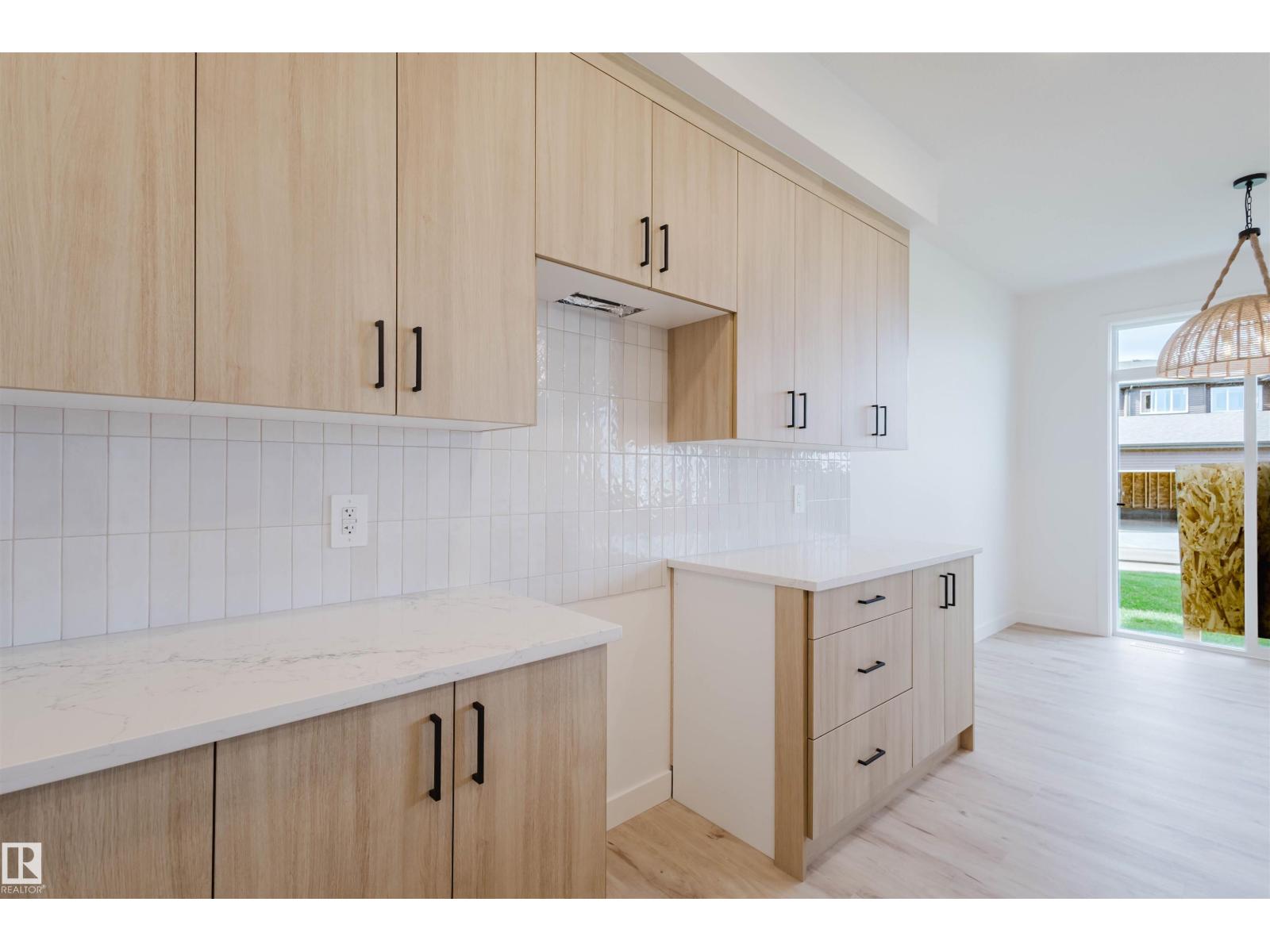 42 CHARTRES CL, St. Albert