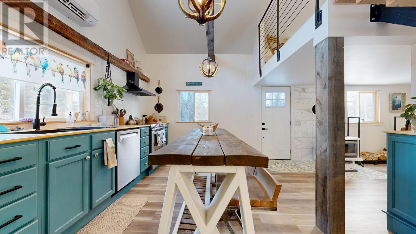 Property 8 of 41 of 104 mount pleasant Road