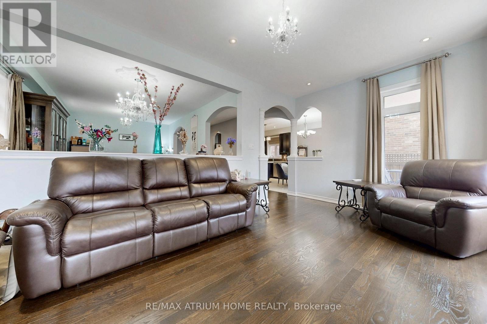 5430 OSCAR PETERSON BOULEVARD - 5