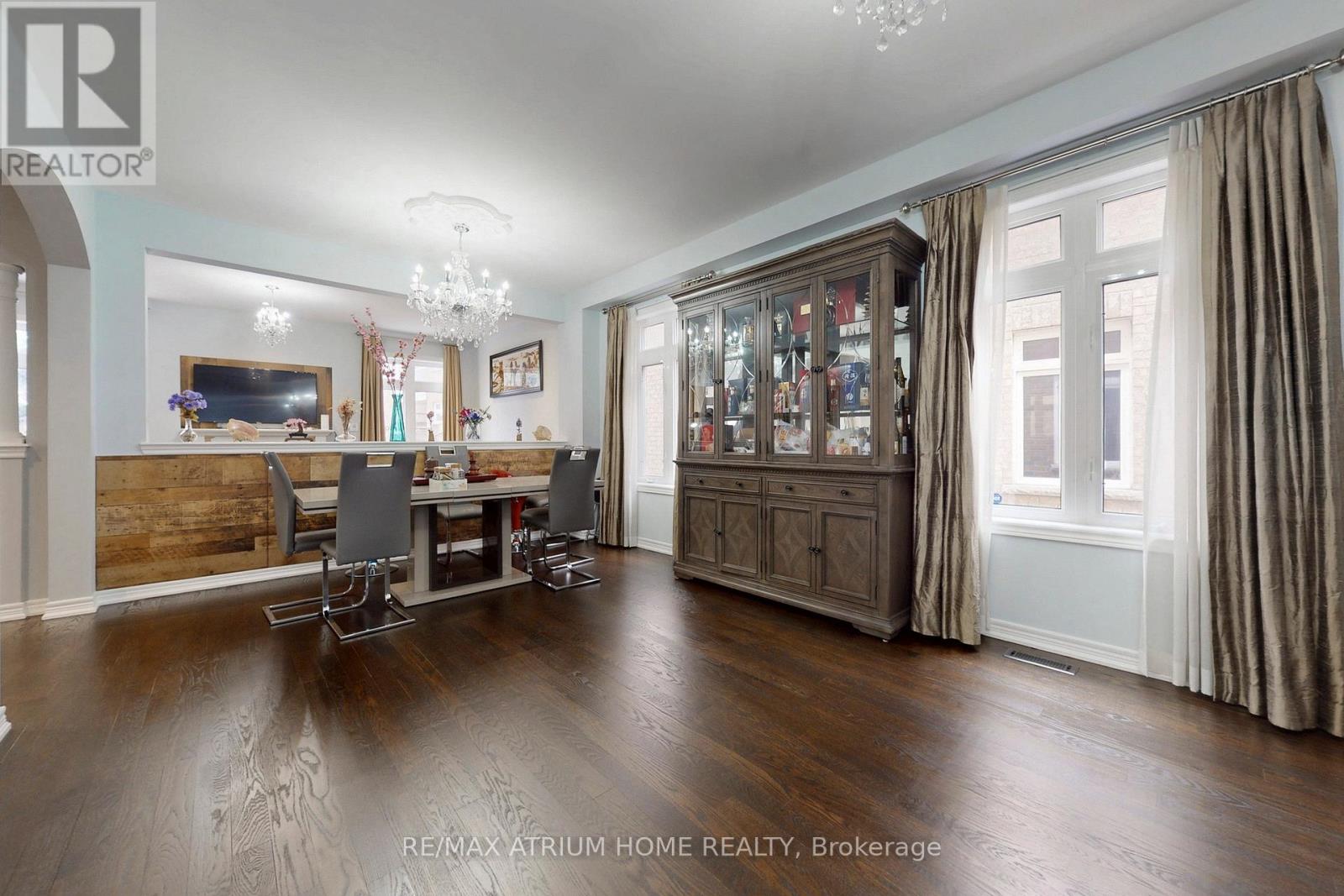 5430 OSCAR PETERSON BOULEVARD - 7