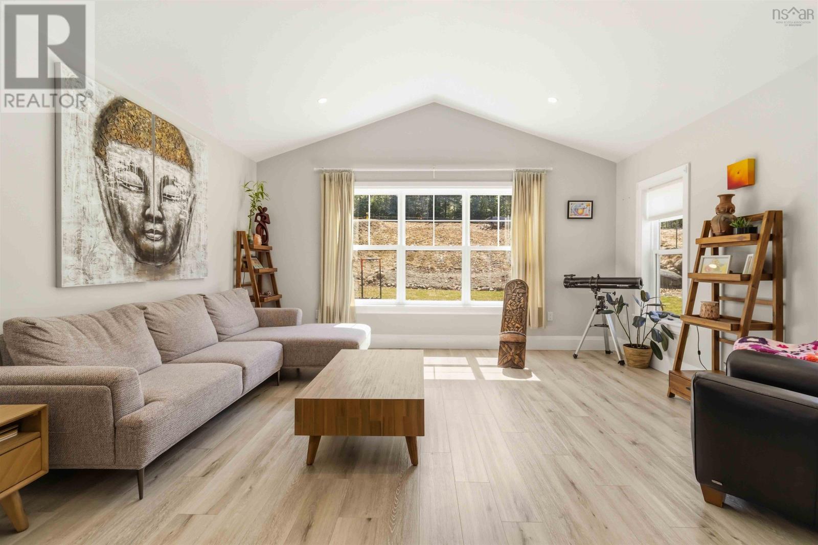 Property 7 of 22 of 17 Concordia Drive