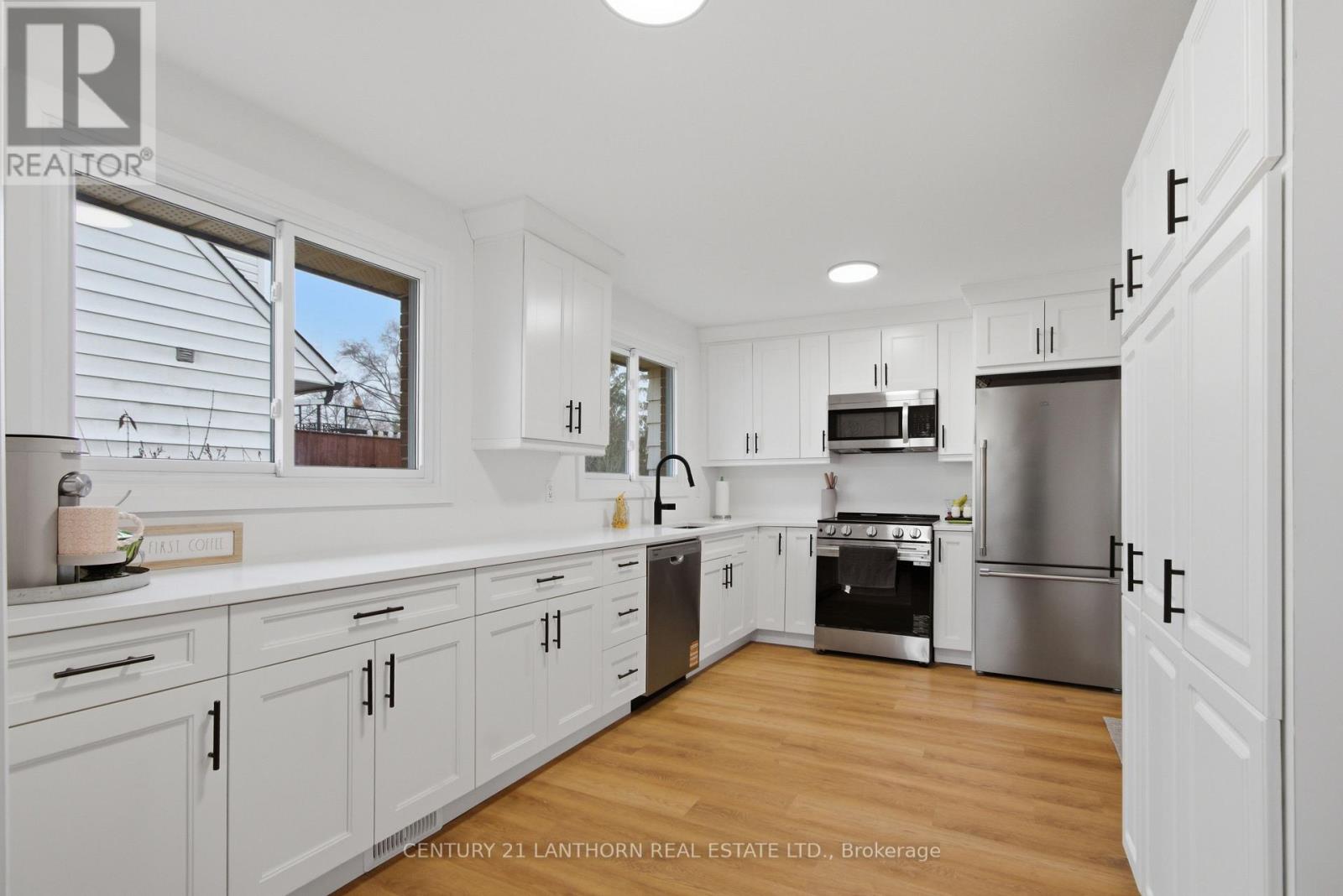 18 GLENDALE ROAD - 11