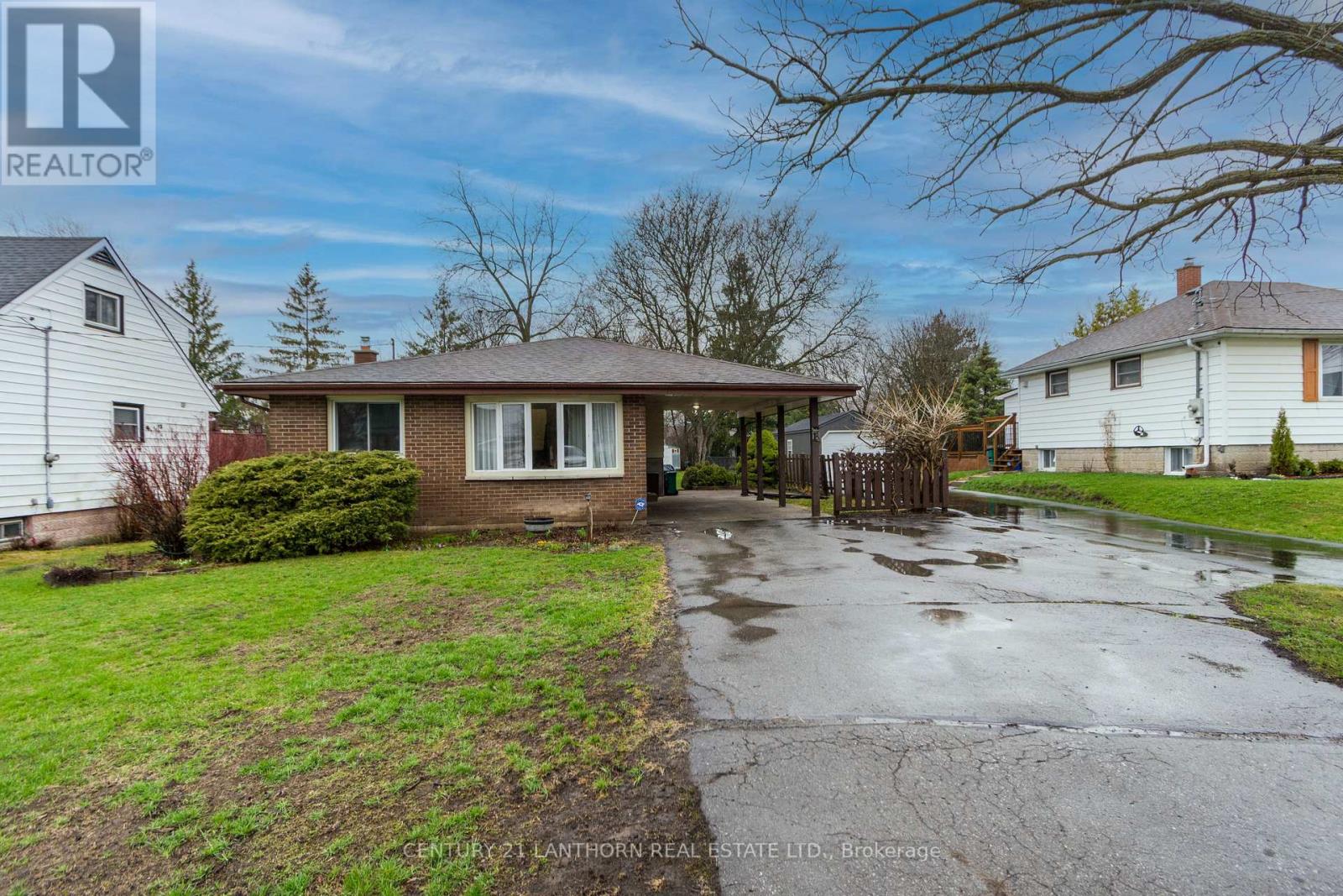18 GLENDALE ROAD - Image 2